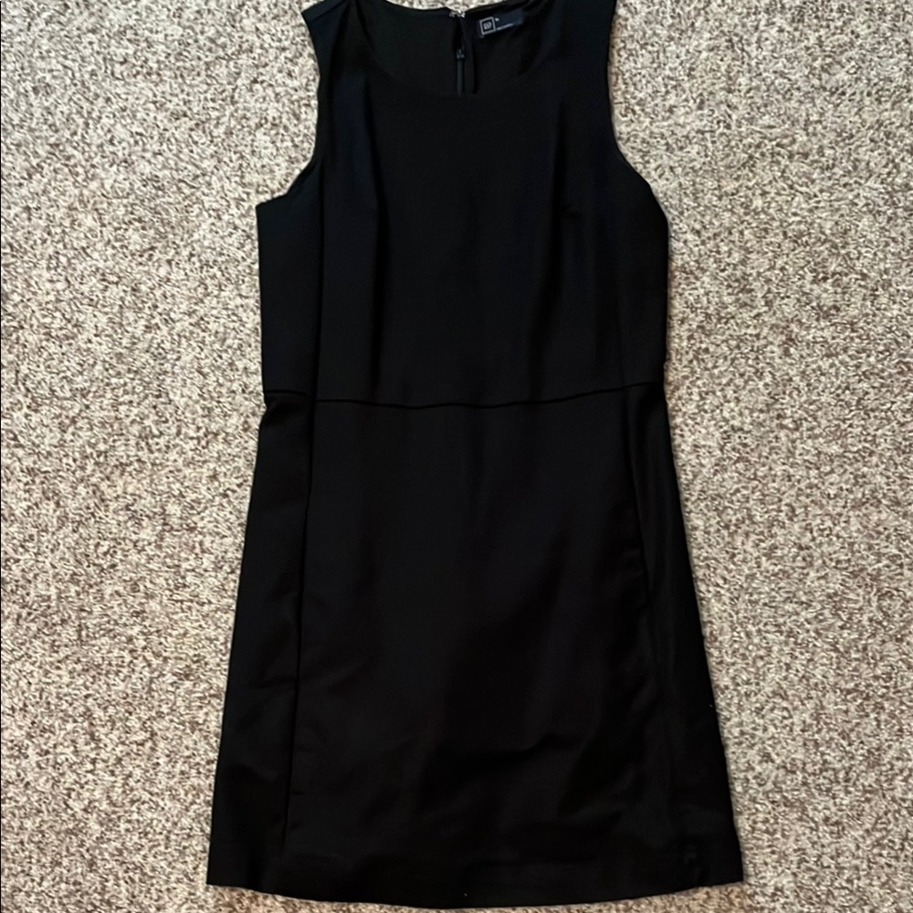 Elegant Black Sleeveless Dress